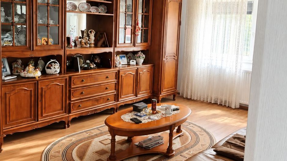 Girocului | 3 Camere | Centrala proprie | Mobilat | Etaj 2 | 2 Boxe + Garaj - Poză 11
