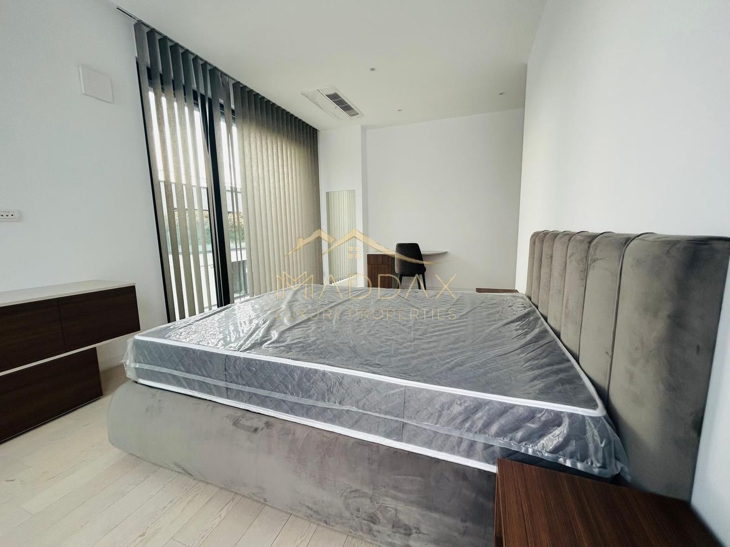 Penthouse 4 camere + 2 bai 150 mp *** HERASTRAU *** - Poză 28