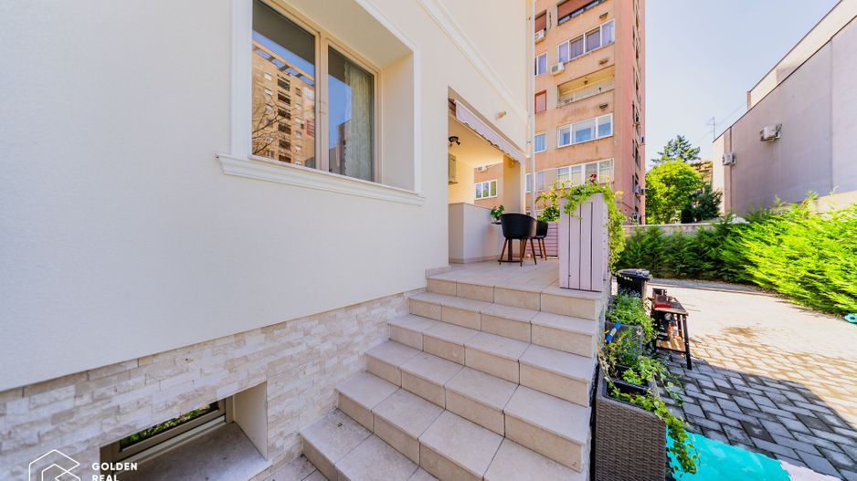 Cladire moderna in cartier exclusivist Romanilor, strada 9 Mai - Poză 23