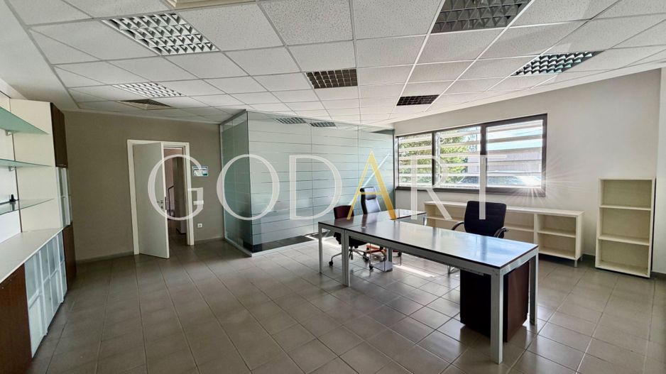 Proprietate industrială de vânzare Otopeni | Hala | Birouri - Poză 21