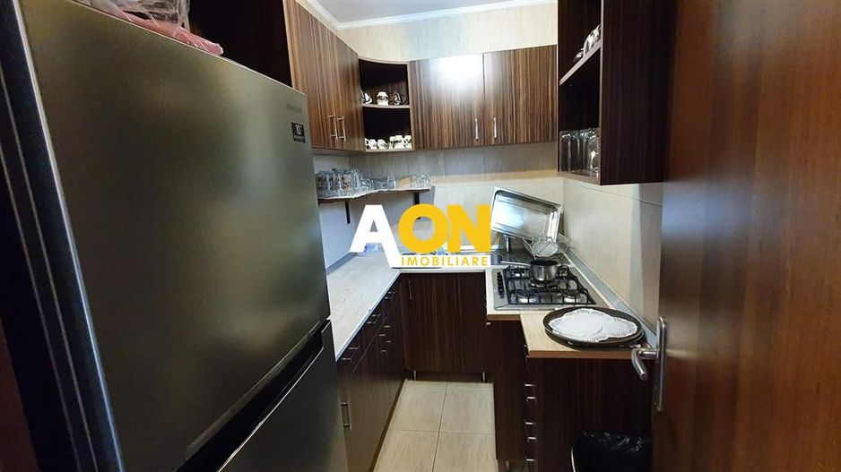 Casa 10 camere, ideala ca pensiune, zona Cetatii Alba Carolina - Poză 19