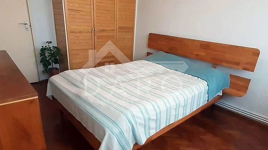 Apartament cu 2 camere de vanzare - Poză 1