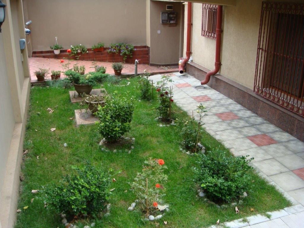Vila 10 camere zona Iancului || Resedinta || sau birouri La cerere || D+1+M - Poză 2