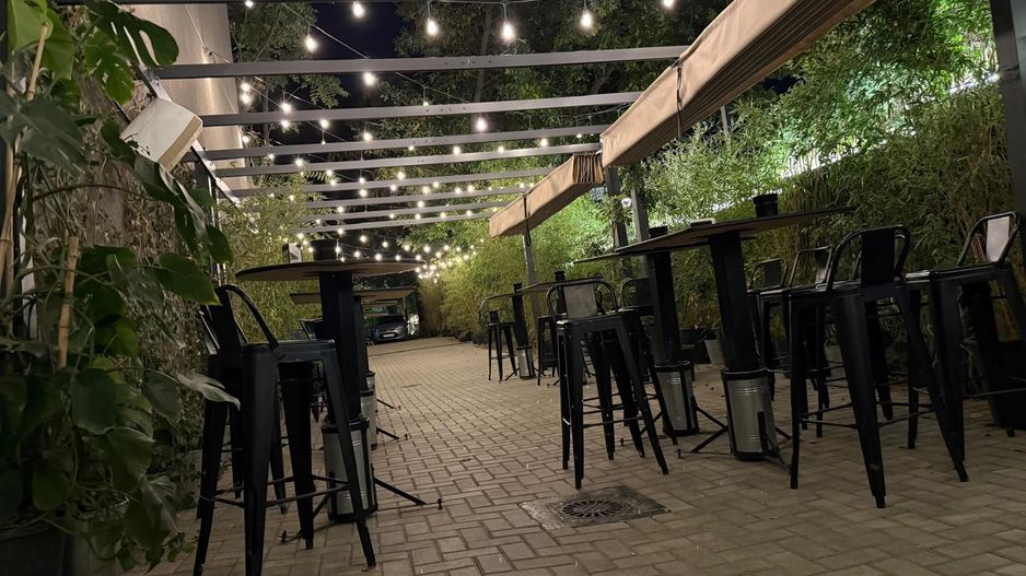 Spațiu comercial cu curte proprie zona de Nord-Metrou Pipera - Poză 3