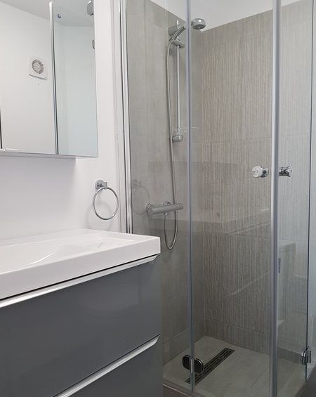 Închiriere 2 Camere Ultracentral, Vedere Dambovita, Renovat - Poză 9