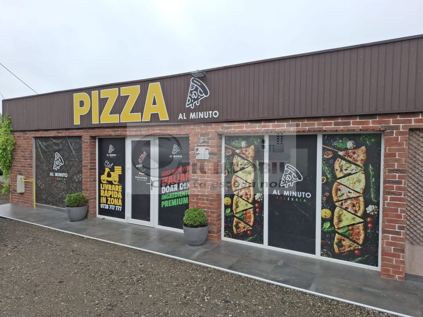 SPATIU COMERCIAL PLUS CASA DE VANZARE IN HOLBOCA 250 000 EURO - Poză 1