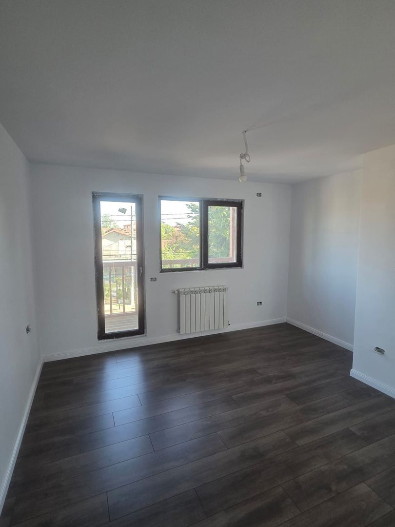 Vila Modernă și Complet Renovată în Otopeni – Oferă Confort și Accesibilitate - Poză 10