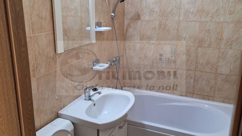 Garsonieră proaspăt renovată – | Zona Gara Nicolina| - Poză 6