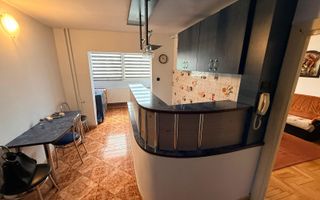 2 camere| Soarelui-langa Uranus Plaza| centrala proprie| zona linistita| - Poză 6