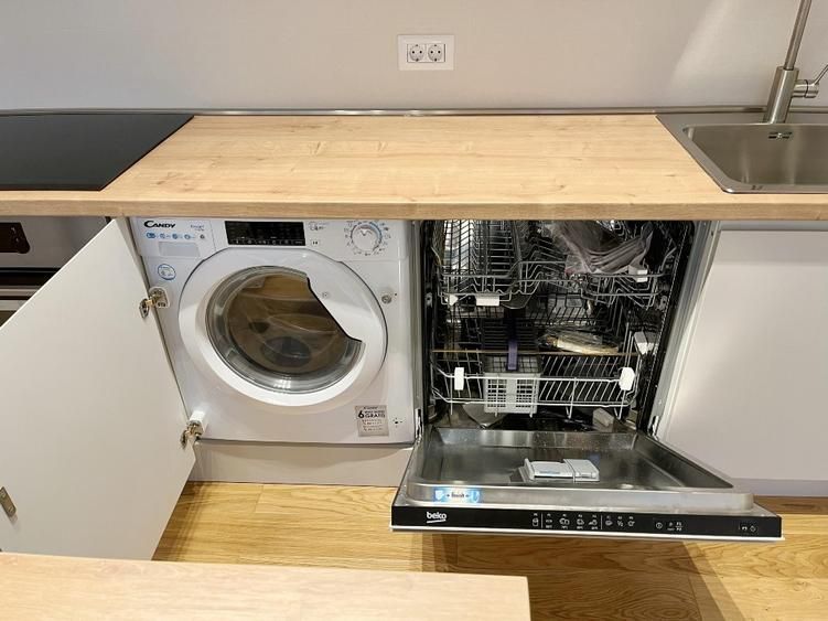 Apartament spatios 2 camere Carmen Sylva Residence cu loc de parcare - Poză 6