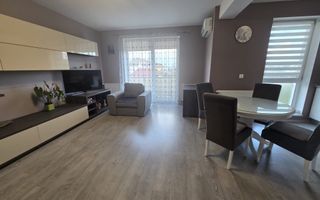 Apartament modern 3 camere, 70 mp, zona Turnișor – parcare în curte privată - Poză 1