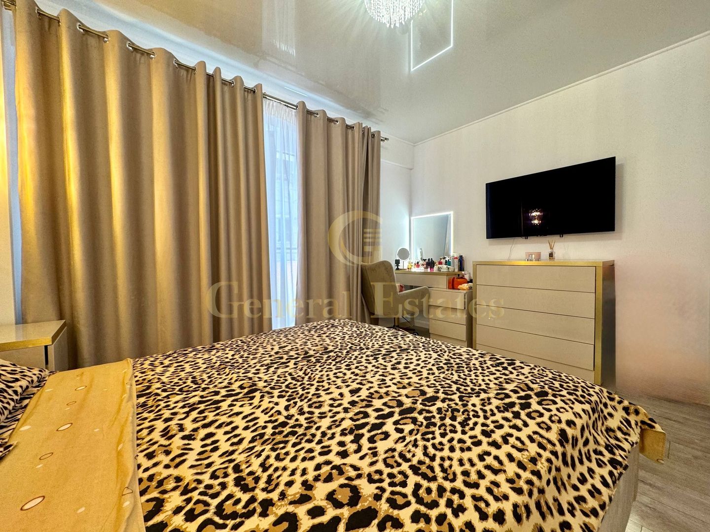 Vânzare apartament cu 2 camere, 53 m.p. - Gata de intrare. - Poză 11