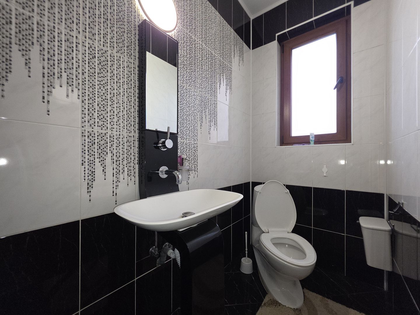 Reducere pret! ! Vila top cu piscina inchisa,  incalzita, barbeque - Poză 20