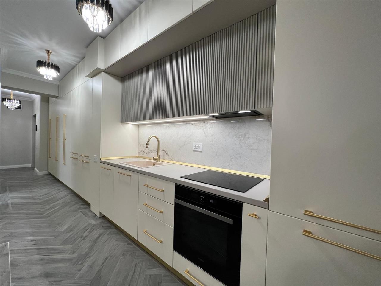 Apartament 3 camere | Finalizat | Curte - Poză 4