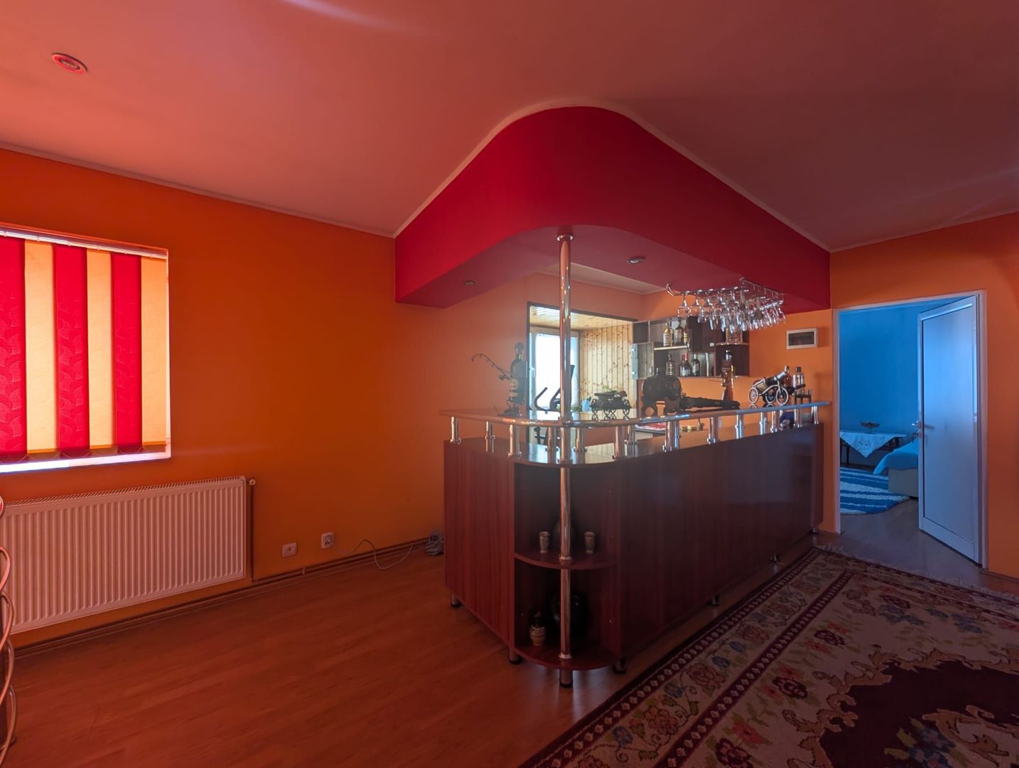 Vila spațioasă 6 camere cu teren generos – Ferentari – Preț excelent! - Poză 12