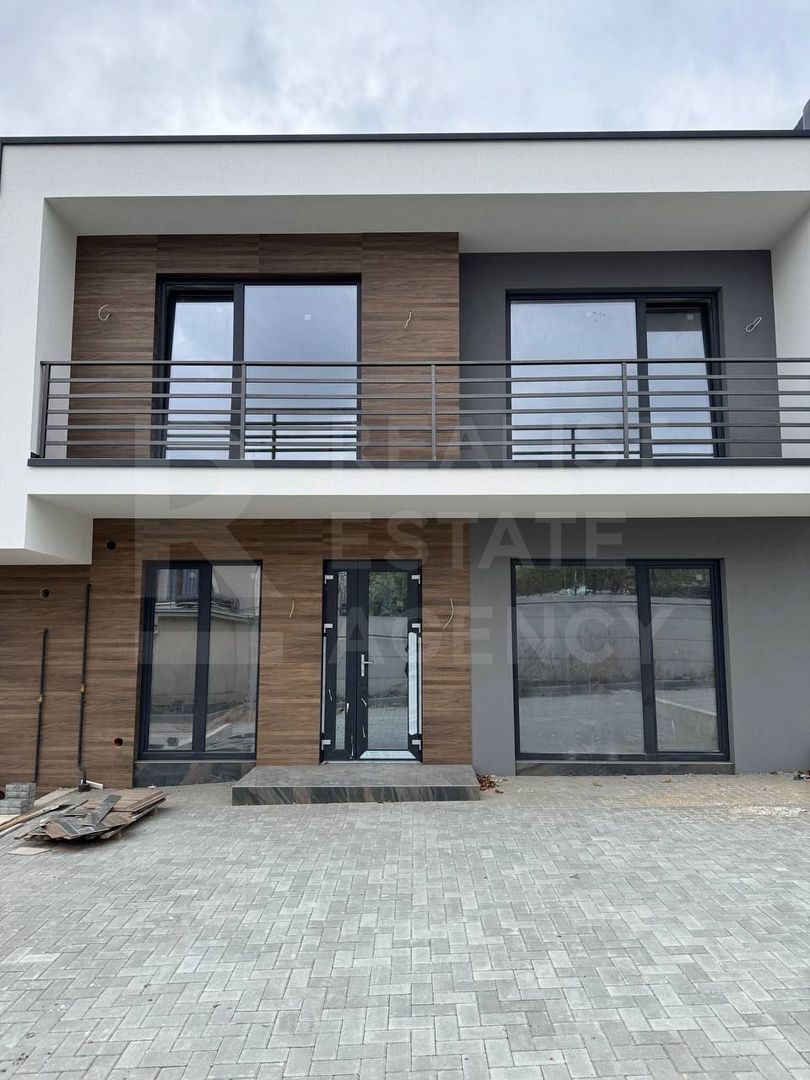 Vânzare, casă, 2 nivele, 3 camere, strada Prieteniei, Grătiești - Poză 2