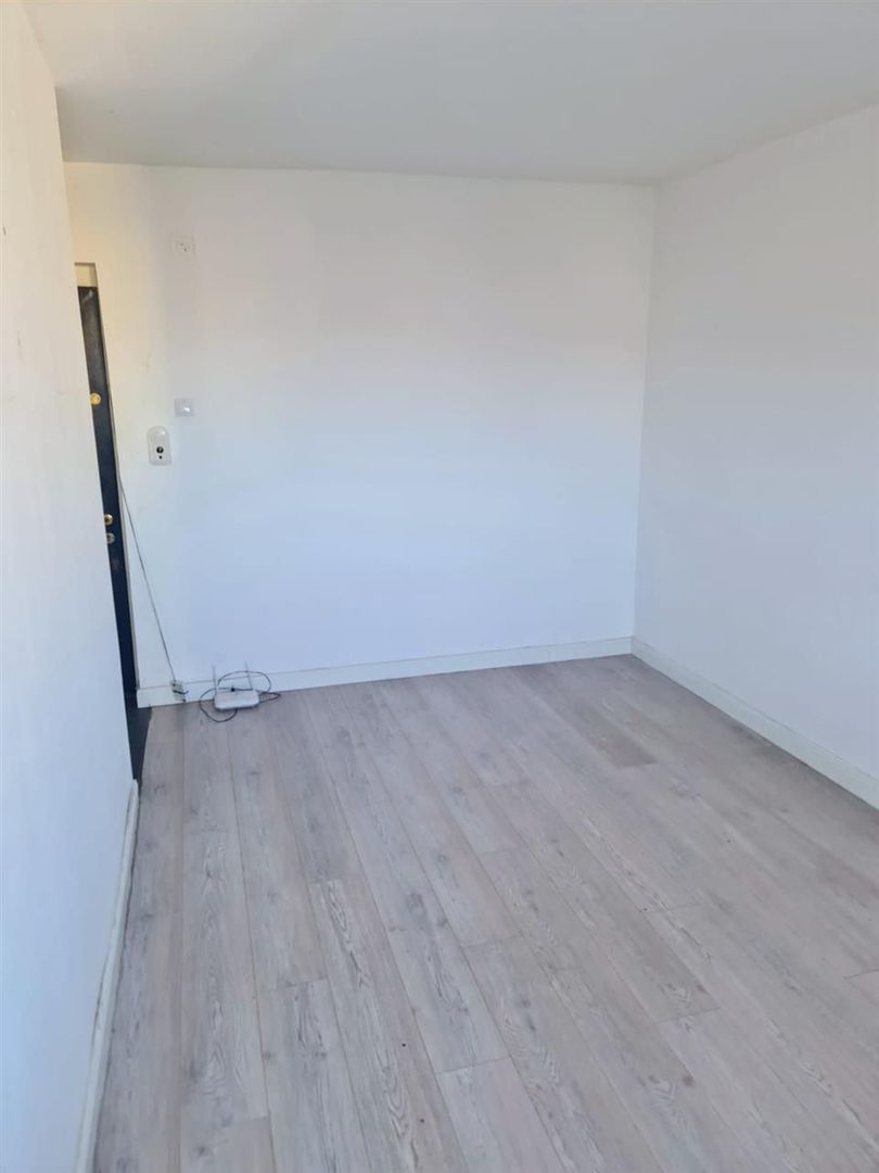 Garsoniera zona Rogerius - Poză 1