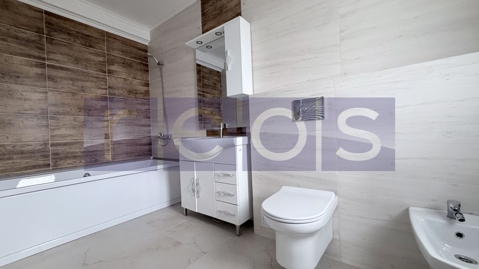 VANZARE 5 CAMERE | CASA INDIVIDUALA | 182 MP UTILI | P+1+M I 409 TEREN | - Poză 10