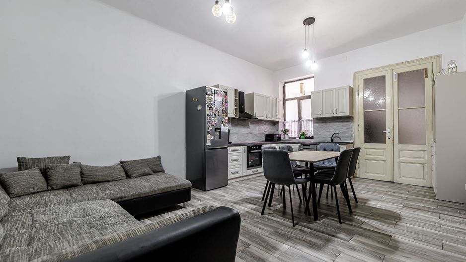 REZERVAT! Apartament 3 camere - Central - mobilat&utilat - COMISION 0 - Poză 4