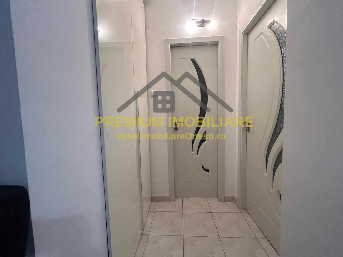 Apartament 3 camere semidecomandat – 77 mp – Etaj 2/10 – Zona de Sus, - Poză 17
