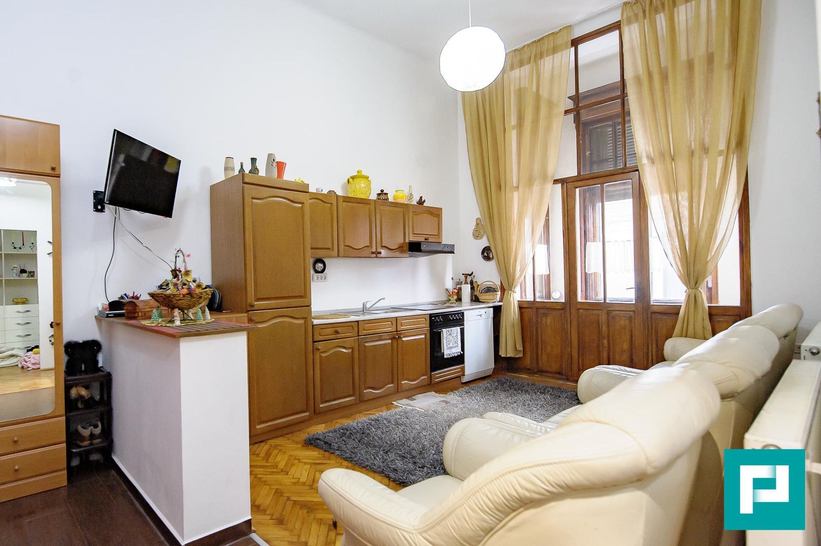 Apartament 2 camere ultracentral - Poză 1