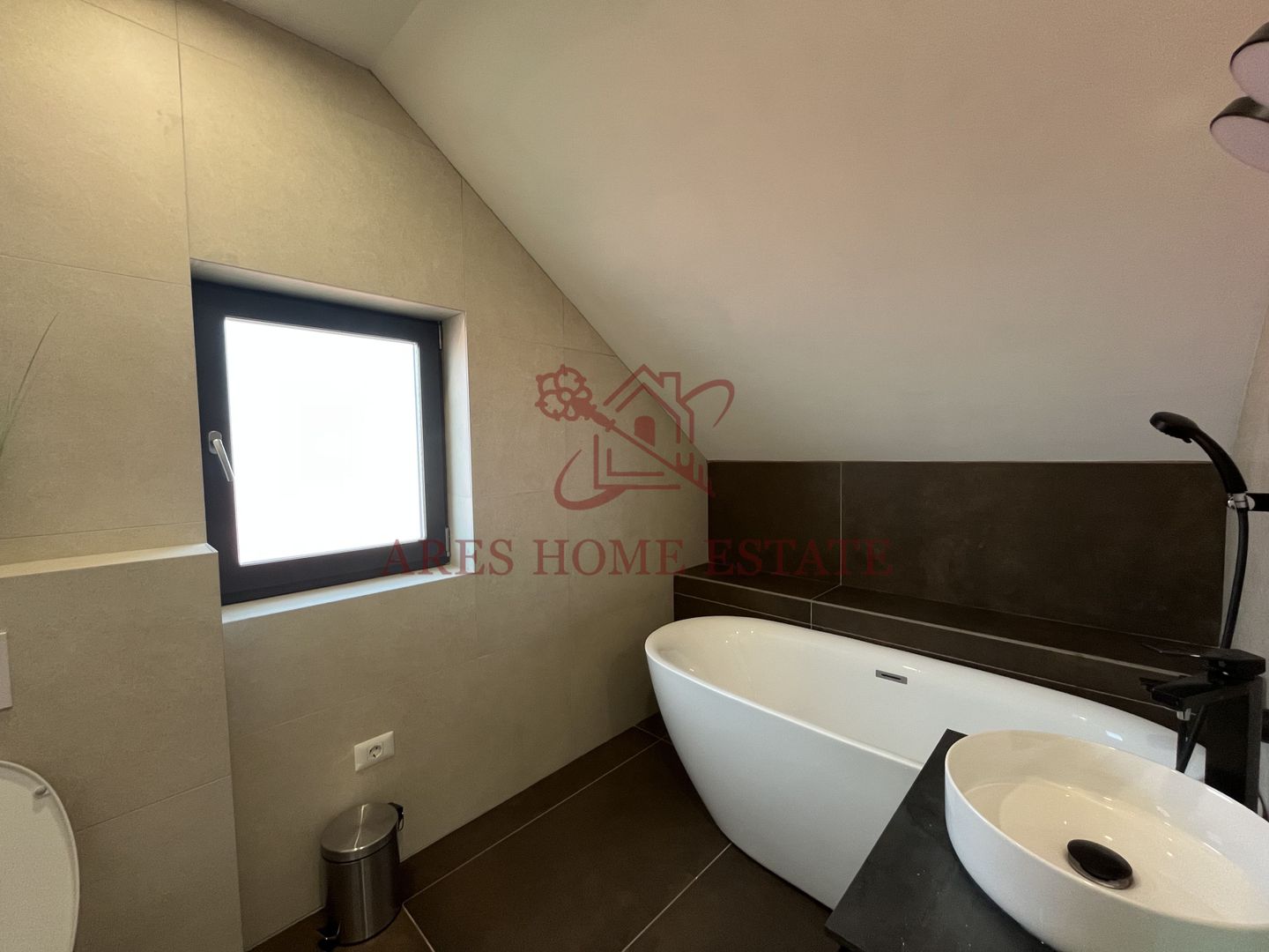 Duplex mobilat si utilat la cheie | Toate utilitatile - Poză 13