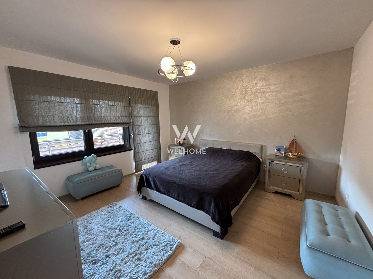 Casa generoasa LA CHEIE, curte 200 mp in Selimbar - Poză 30