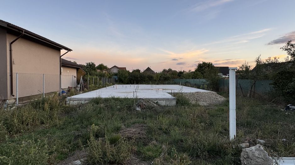 Teren Intravilan Becicherecu Mic Cu Proiect Si Autorizatie,Fundatie Finalizata - Poză 1