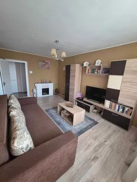 APARTAMENT 2 CAMERE DECOMANDAT RENOVAT MOBILAT SI UTILAT - Poză 1