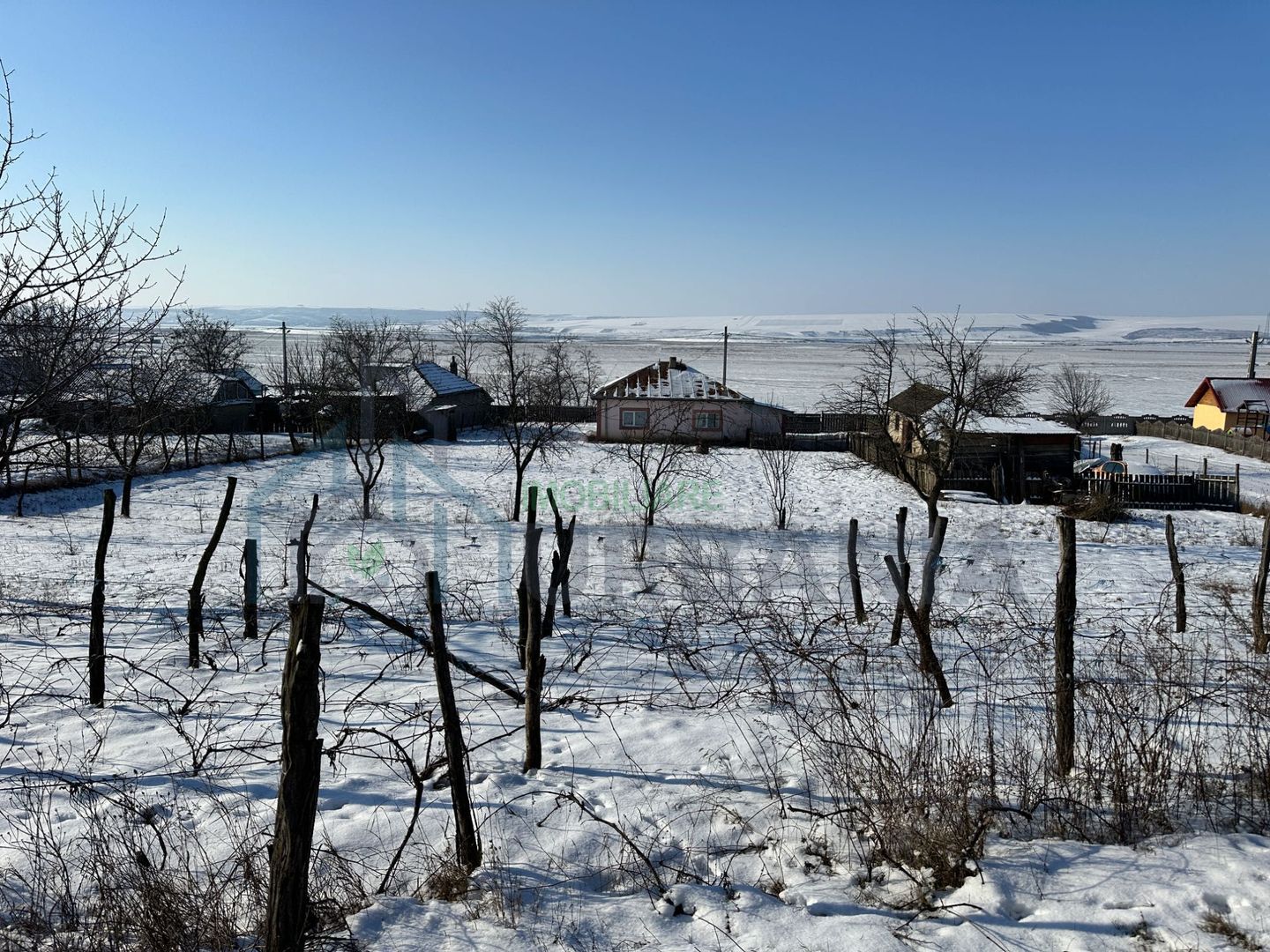 Casă și teren de vânzare în județul Iași - Poză 3