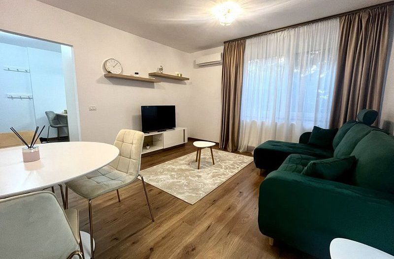 Un apartament primitor si modern, situat in zona Ultracentrală - Piața Victoriei - Poză 1