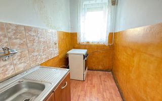 Apartament 2 camere decomandat Parter - Str. Ignișului 12 - Carei - Poză 3