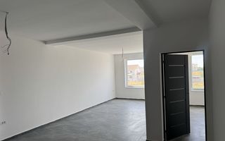 Apartament 2 camere Giroc etaj 1 bloc nou - Poză 2