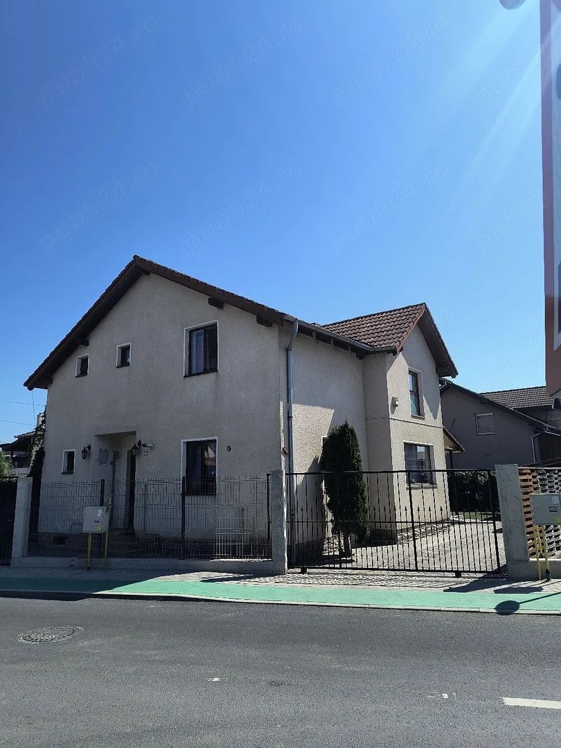 Casa de vanzare in Alba Iulia - Poză 1