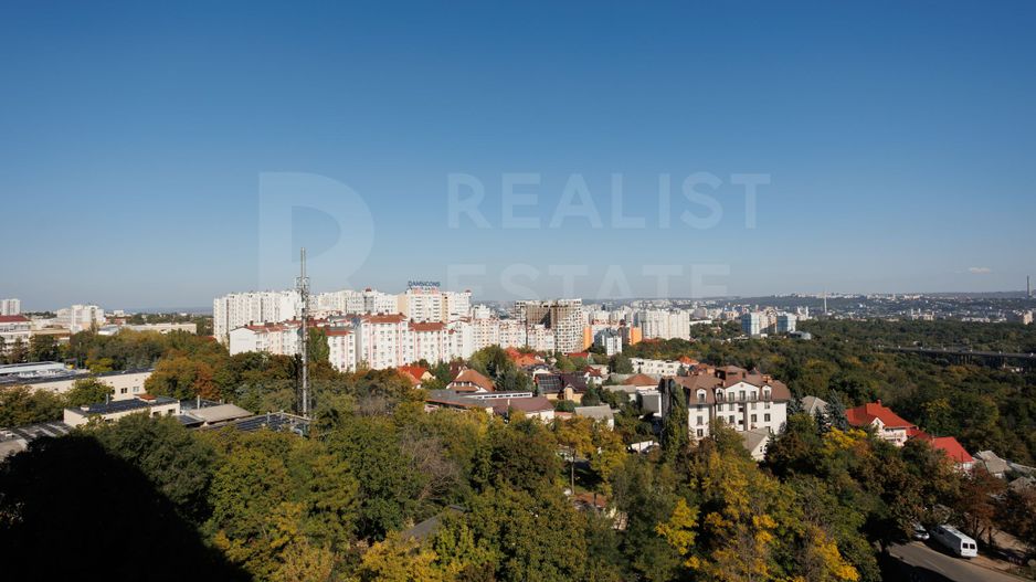 Vânzare, apartament, 3 camere 97 mp, str. Constantin Vârnav - Centru - Poză 3