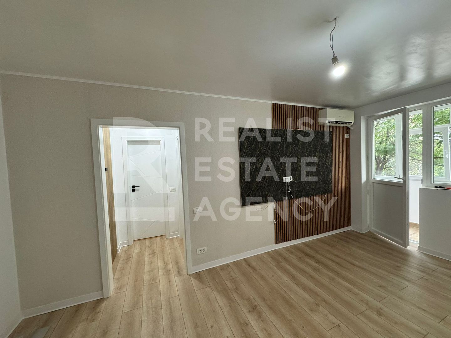 Apartament 2 camere, 52mp, renovat, București - Poză 4