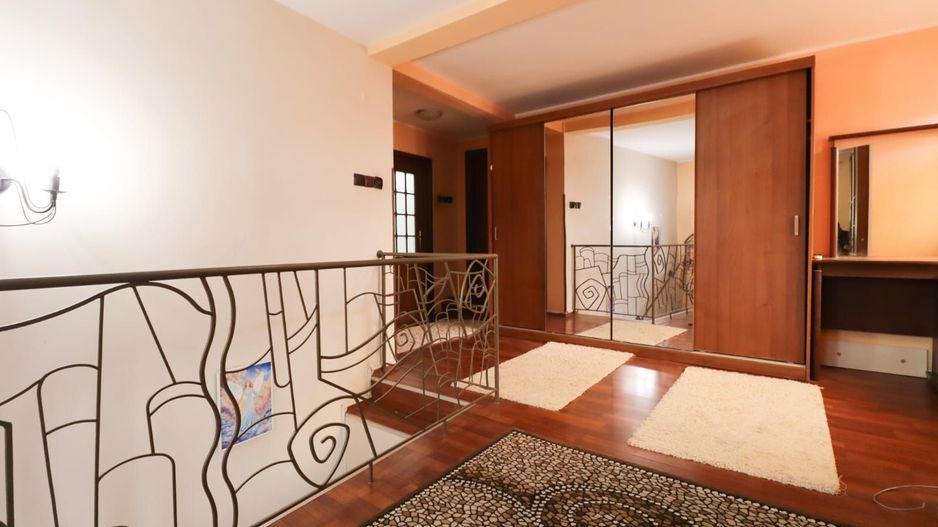 URGENT!, SOLIDA, CONSOLIDATA, BINE COMPARTIMENTATA, CURTE, NEGOCIABIL - Poză 15