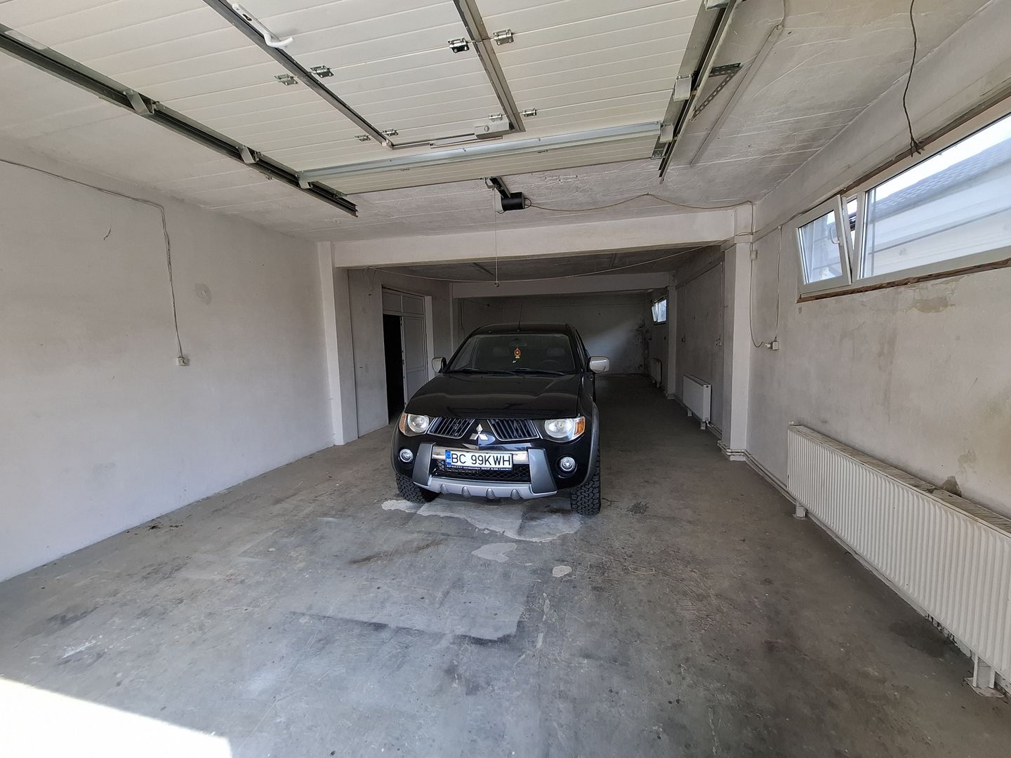 Hală renovată 240 mp, curent 220/380V, zona Mioriței – Bacău - Poză 2