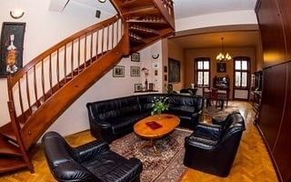 Apartament spatios zona centrala - Poză 2