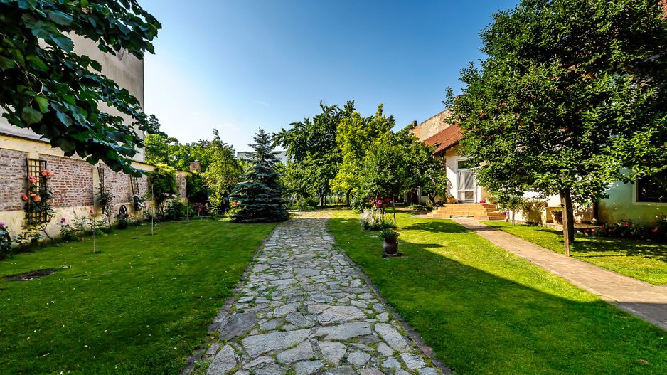 Casă boierească în zonă centrală - Poză 1