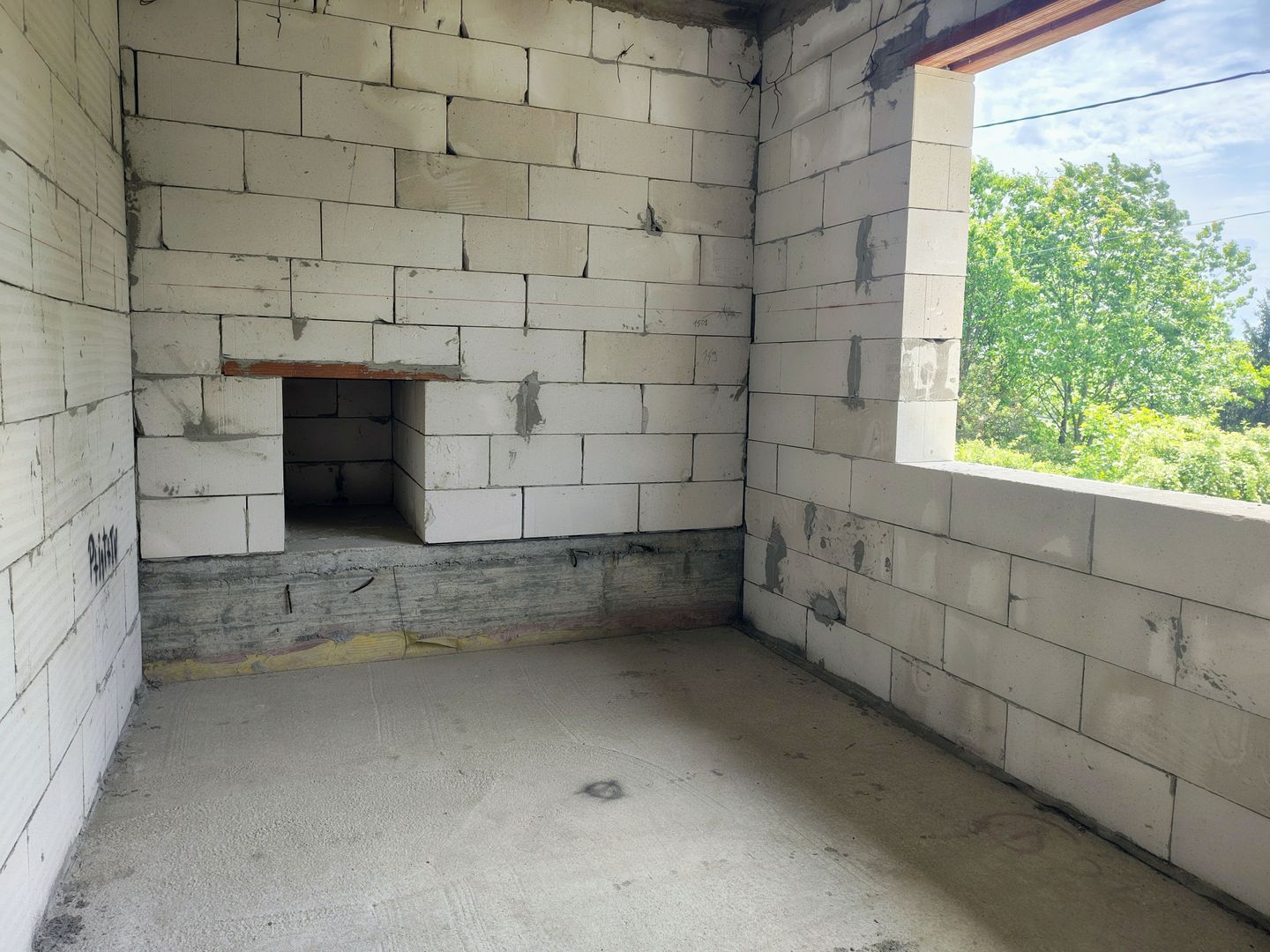 Casă la roșu,  – Oradea, str. Caișilor. 175 000 E . Comision 0 - Poză 9