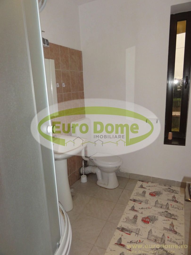 Inchiriere apartament in vila. - Poză 13