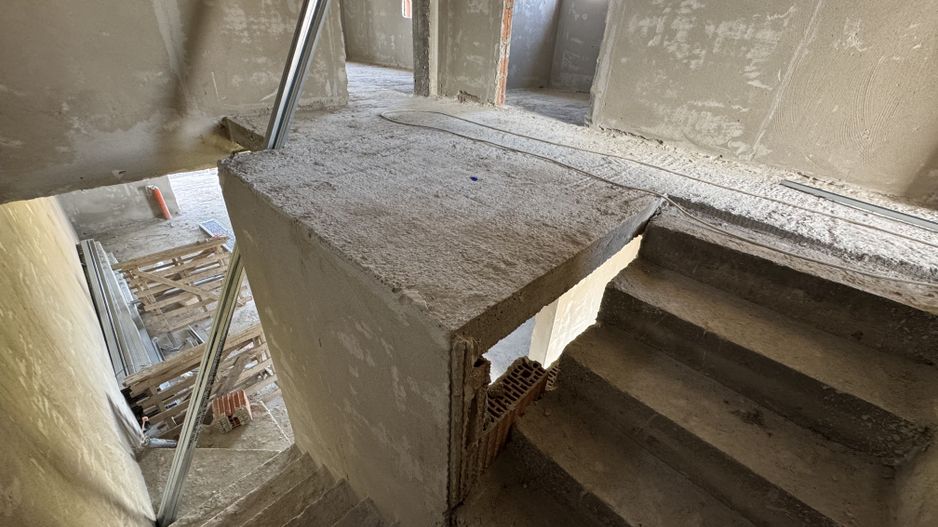 Sacalaz, 1/2 Duplex pe Etaj, 4 Camere,2 Bai,Terasa Acoperita - Poză 7