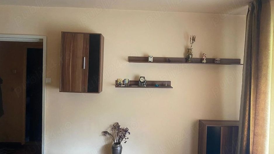 Garsoniera spatioasa Militari Orsova - Parter 4, zona linistita - Poză 4