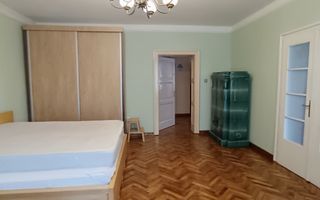 Apartament cu suprafata de 110mp-zona colinei - Poză 11