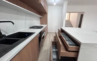 De vanzare apartament Samantha Urcator zona Polivalenta - Poză 4