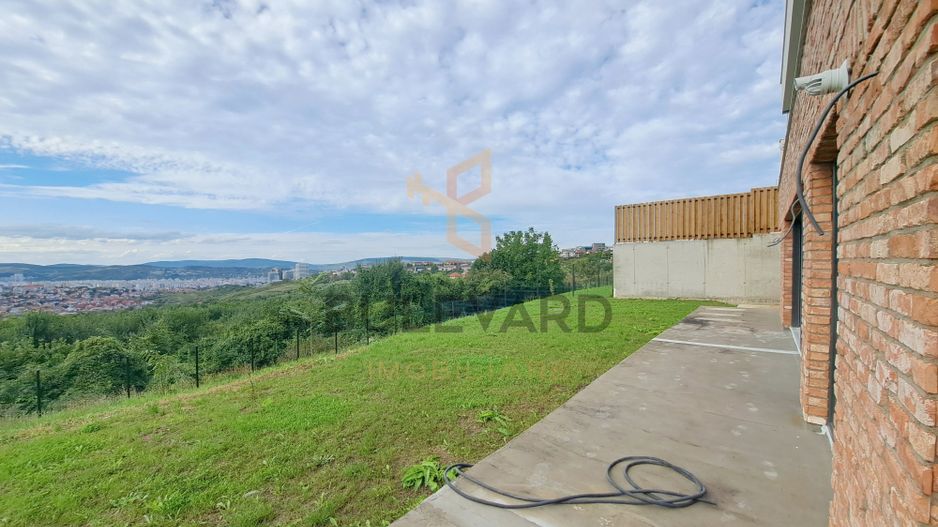 Apartament exclusivist, curte individuala, parcare acoperita, zona Europa - Poză 21