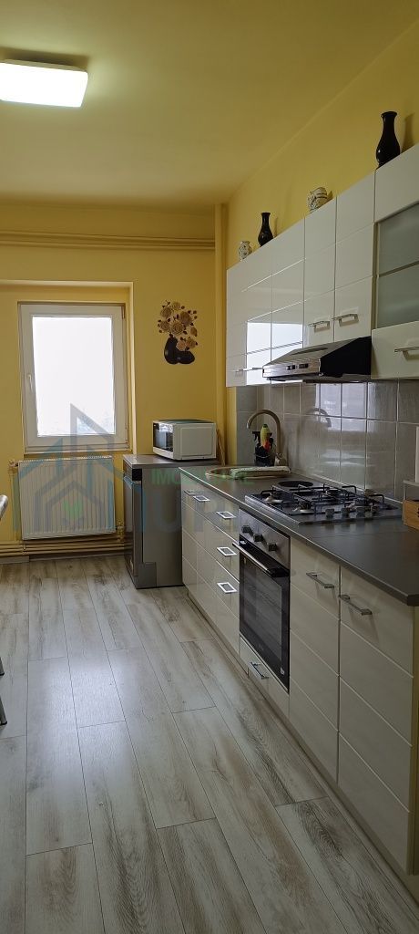 Apartament 4 camere Nicolina-Cug - Poză 6