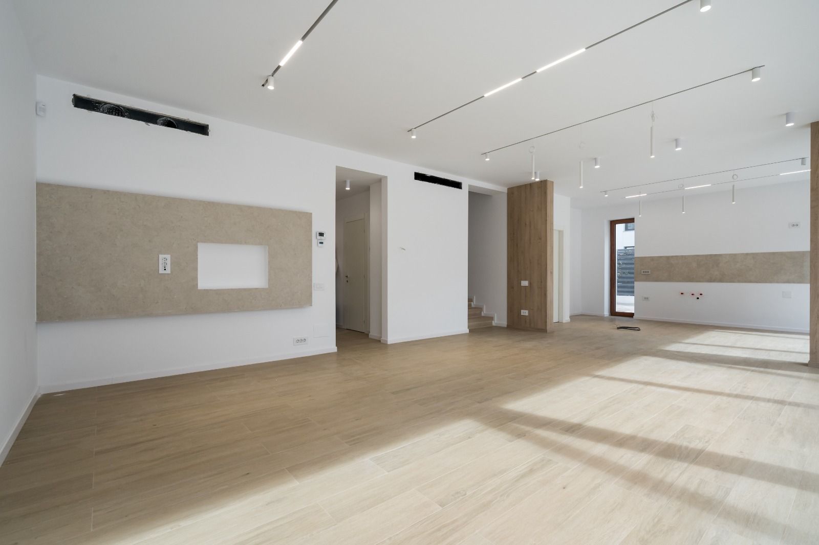 Vila Exclusivista Voluntari Arhitectura Moderna 320 mp utili - Poză 4