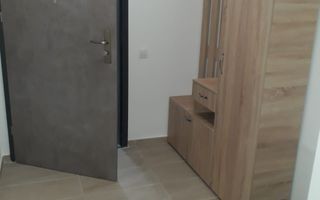 Apartament cu 2 camere, mobilat și utilat, zona Grand Hill Residence. - Poză 6